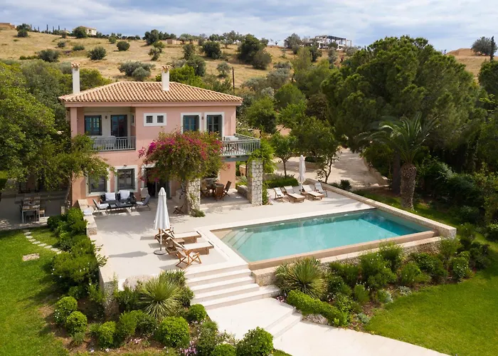 Вилла Aria & Iris